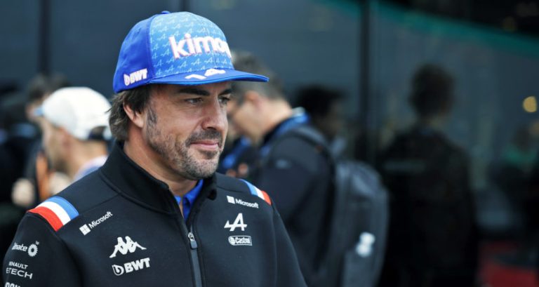 Silly season in volle gang: Alonso maakt in 2023 overstap naar Aston Martin
