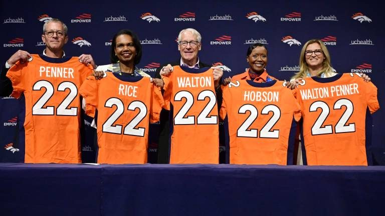 Broncos eerste NFL-team met zwarte eigenaren: ‘Wilden ander perspectief, dat is gelukt’