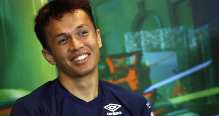 Williams haalt Albon van de markt: nieuw meerjarig contract