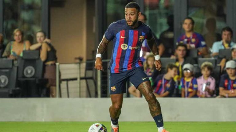 Depay moet nummer 9 afstaan aan Lewandowski: ’Hij begreep het volledig’