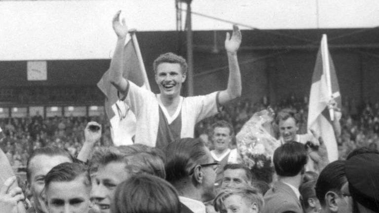 Loek den Edel (88) overleden, maker van de eerste Ajax-goal ooit in de eredivisie