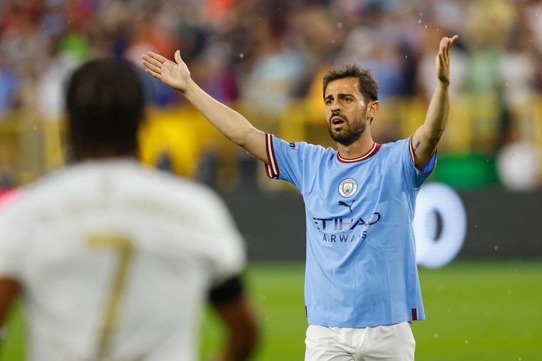Manchester City laat van zich horen na geruchten over akkoord met Barcelona