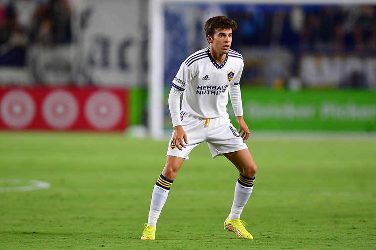 Riqui Puig debuteert in MLS en spreekt zich uit over Frenkie de Jong