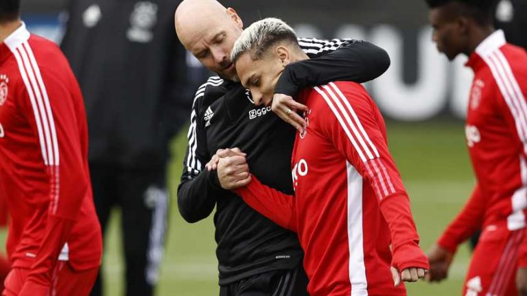 Antony tekent voor vijf jaar in Manchester: ’Ajax voor altijd dankbaar’