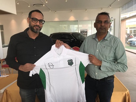 Ambitieus Transvaal wil zich terug voetballen in de top; Ashween Achaibersingh de gekozen man voor de job!!