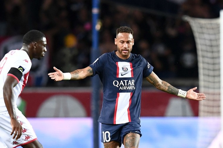 ‘PSG probeerde Neymar op de valreep nog te slijten’