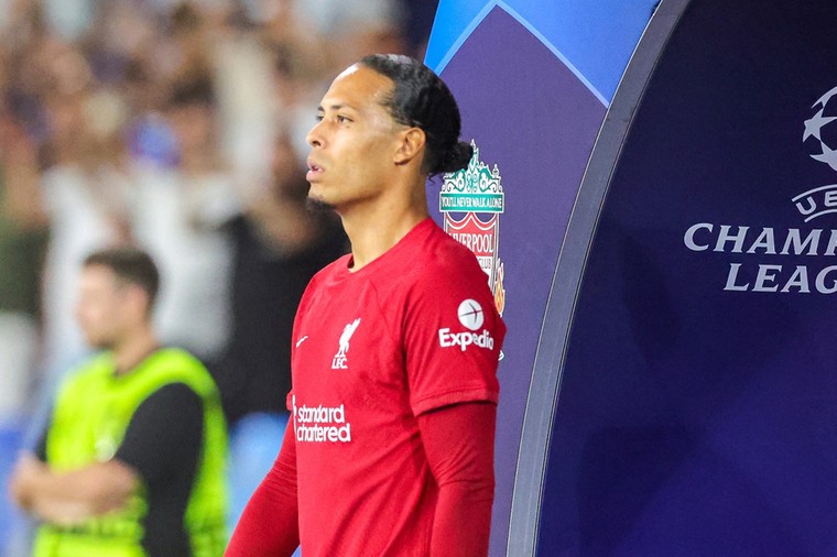 Van Dijk weet wat Liverpool niét moet gaan doen: ‘Geen robotten’