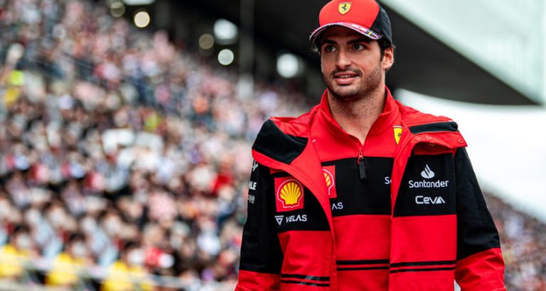 Sainz moest rijstijl ‘volledig veranderen’ voor F1-75
