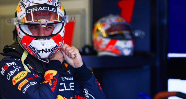 Verstappen na behalen titels nog steeds gedreven: ‘Zijn hier om te winnen’