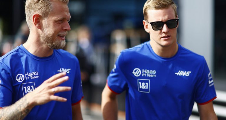 Magnussen neemt het op voor Schumacher: ‘Hij is erg lastig te verslaan’