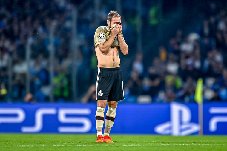 Blunder Blind slot van opnieuw pijnlijke Ajax-avond tegen Napoli