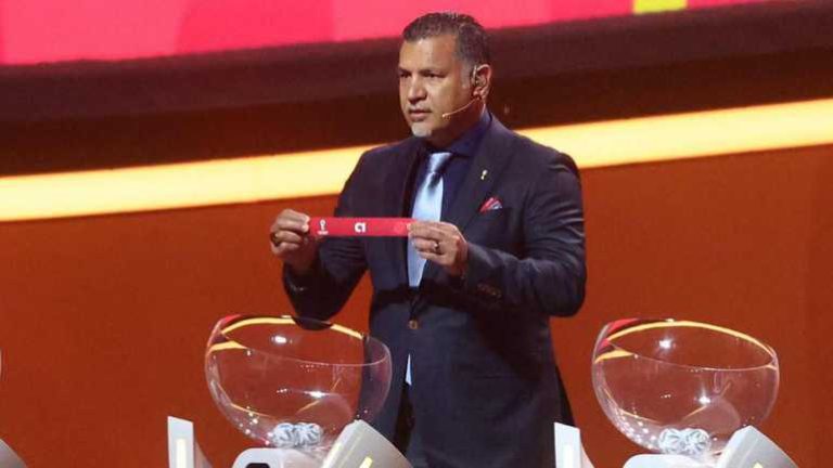 Paspoort van Iraanse voetballegende Ali Daei ingenomen