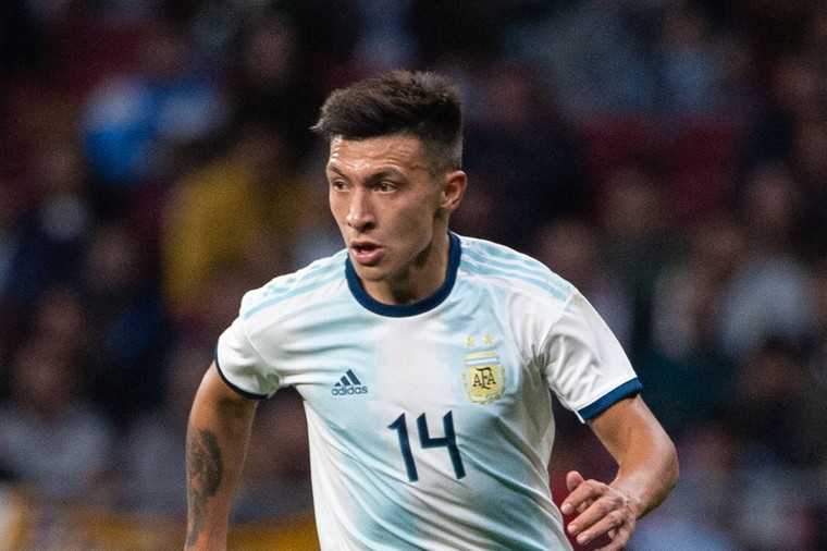 ‘Bevoorrechte’ Martínez denkt niet aan Argentinië-afscheid Messi