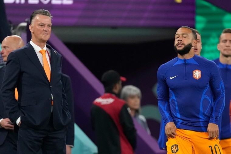Van Gaal: ‘Ik ben aan de kritiek gewend, het was in 2014 al zeer negatief’