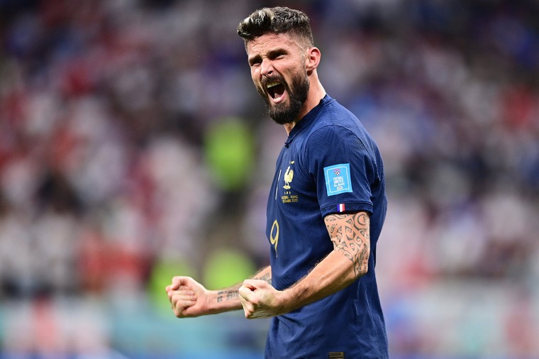 Giroud en fatale misser Kane houden Fransen op koers voor titelprolongatie