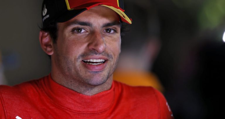 Sainz over dominantie van Red Bull: ‘Ik wou dat wij het waren’