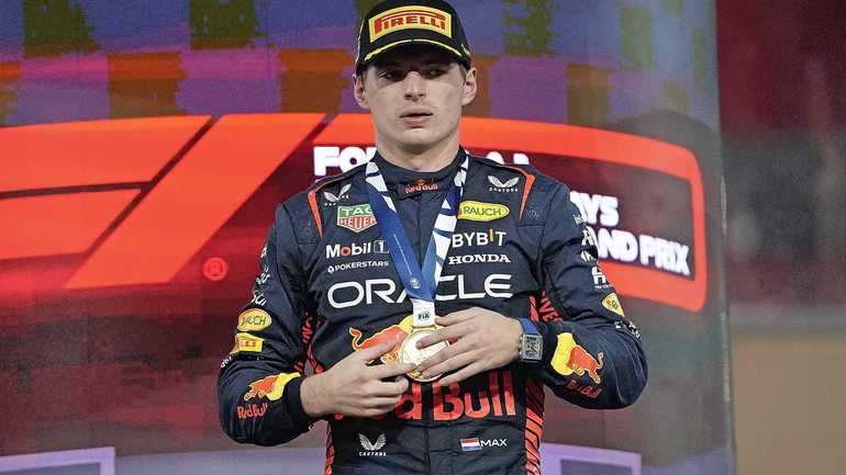 Novak Djokovic troeft Max Verstappen af in strijd om ’Kampioen der Kampioenen van 2023’