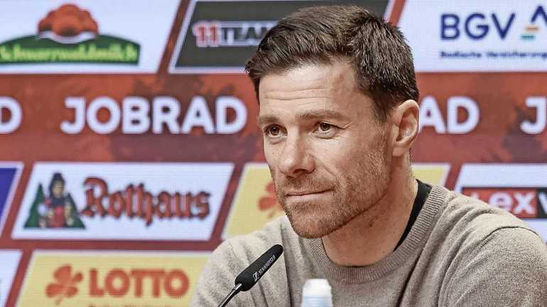 Liverpool en Bayern moeten verder kijken: Xabi Alonso blijft Leverkusen trouw