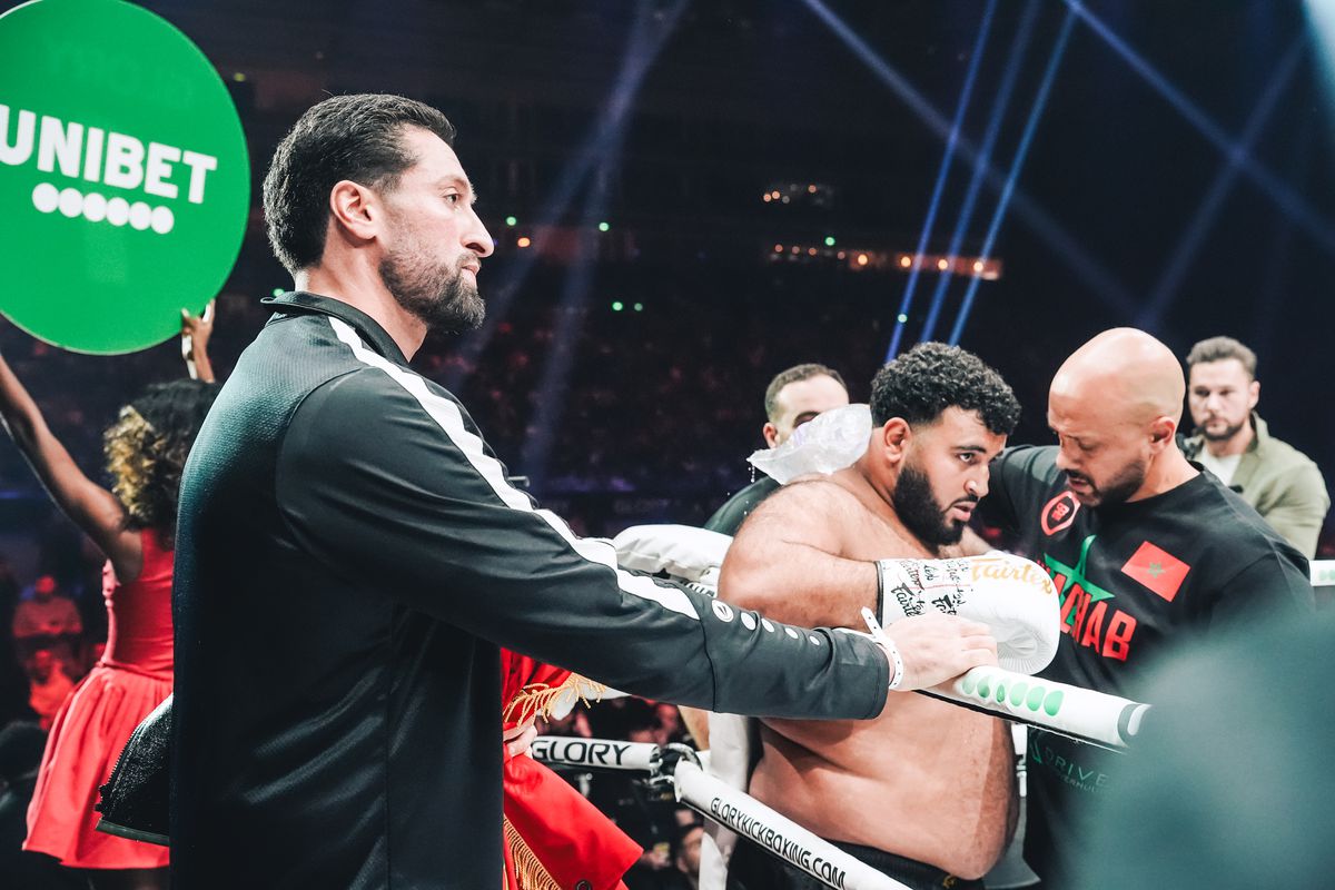 ‘Laten we het niet groter maken dan het is’: trainer reageert op incident tussen Rico Verhoeven en Jamal Ben Saddik
