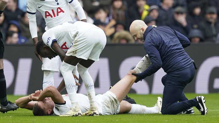 Tottenham Hotspur-trainer heeft goed nieuws over fysieke gesteldheid Micky van de Ven