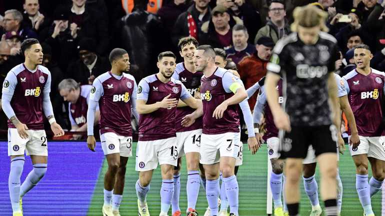 Ajax vliegt uit Europa na pijnlijke nederlaag bij Aston Villa