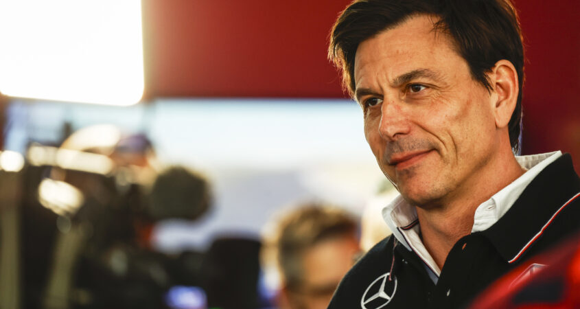 Wolff: ‘Ik zou mezelf wel op de neus kunnen slaan’