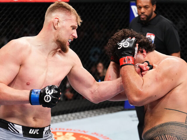 Report: Almeida-Volkov set for UFC 302