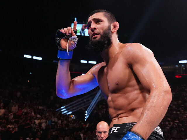 Whittaker-Chimaev to headline 1st UFC card in Saudi Arabia