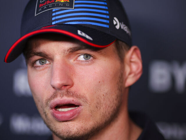 Verstappen intends to stay with Red Bull amid Mercedes buzz