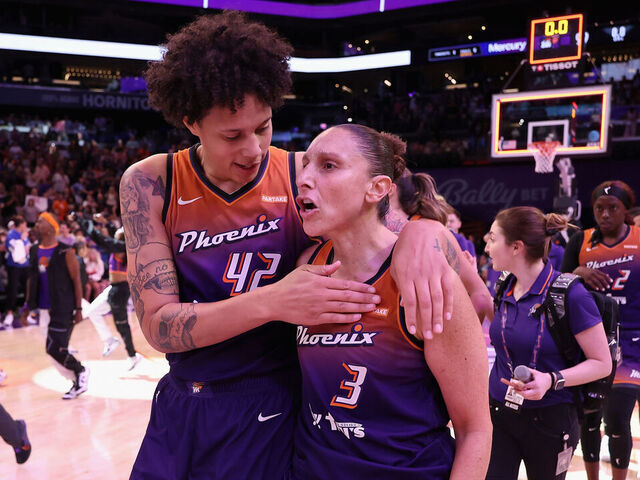Griner, Taurasi help Mercury snap Liberty’s streak