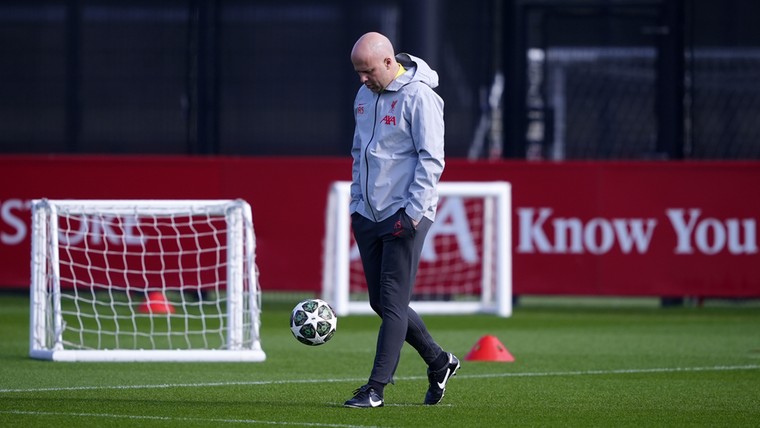 Slot heeft Gakpo terug voor return tegen PSG en prijst Luis Enrique