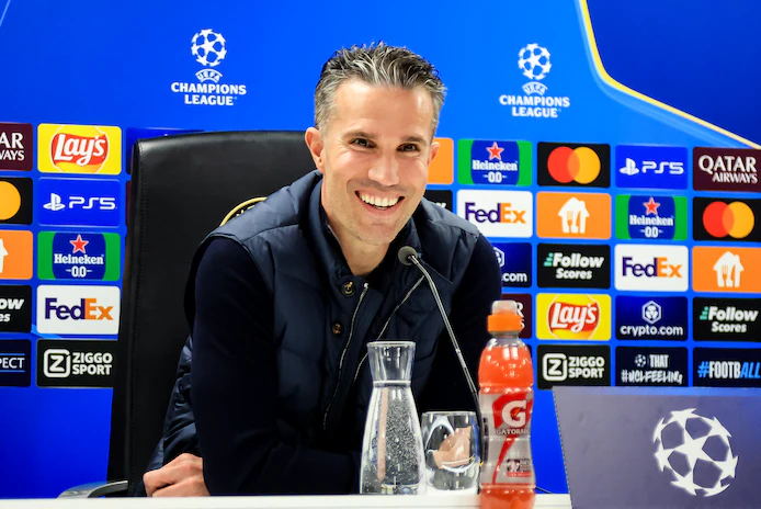 Robin van Persie acht zich niet kansloos met Feyenoord: ‘Maar dan moeten we wel top zijn’