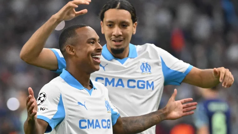 Ook Olympique Marseille verandert van logo: uitgelekt ontwerp stuit op gemengde reacties