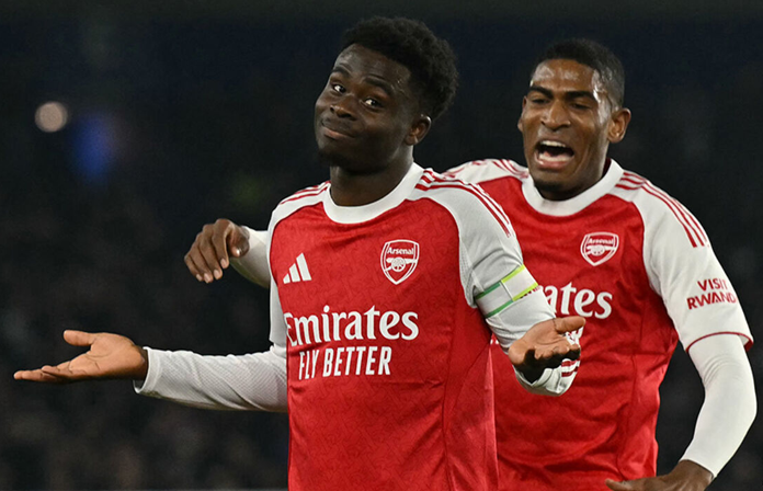 Met een stevige portie geluk: Arsenal overtuigt helemaal niet tegen Brighton, maar zet wel stap richting titel