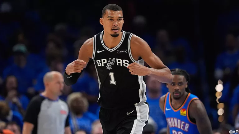 “Het was gestoord”: eerste duel tussen OKC en San Antonio gaf meteen vonken, met Victor Wembanyama als exponent