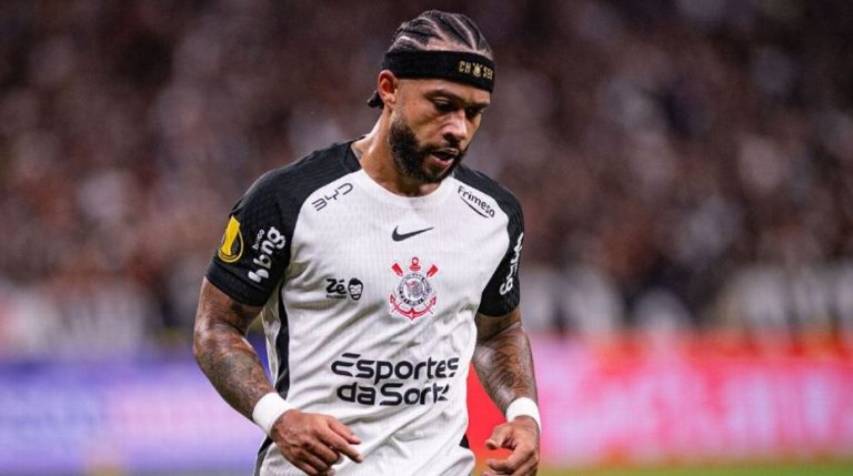 Blessureproblemen Memphis houden aan: Corinthians-aanvaller ontbreekt opnieuw in selectie