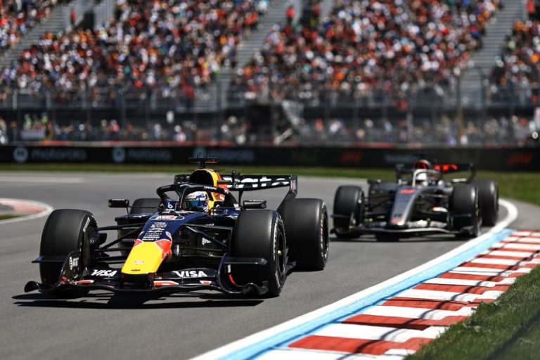 Max Verstappen komt ondanks sterke start in chaotische training flink tekort ten opzichte van oppermachtig Mercedes
