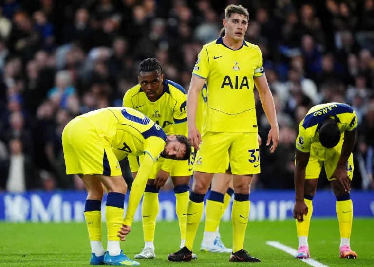 Spurs blijft in degradatiezorgen na verlies bij Chelsea, laatste duel met Everton wordt beslissend